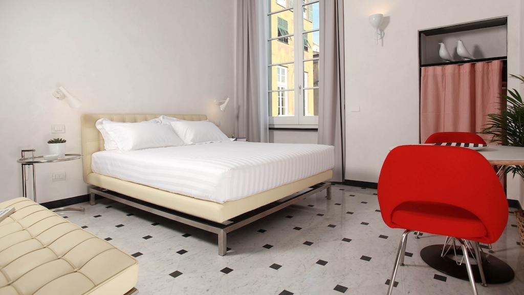 Hotel Le Nuvole Residenza D'Epoca جنوة الغرفة الصورة